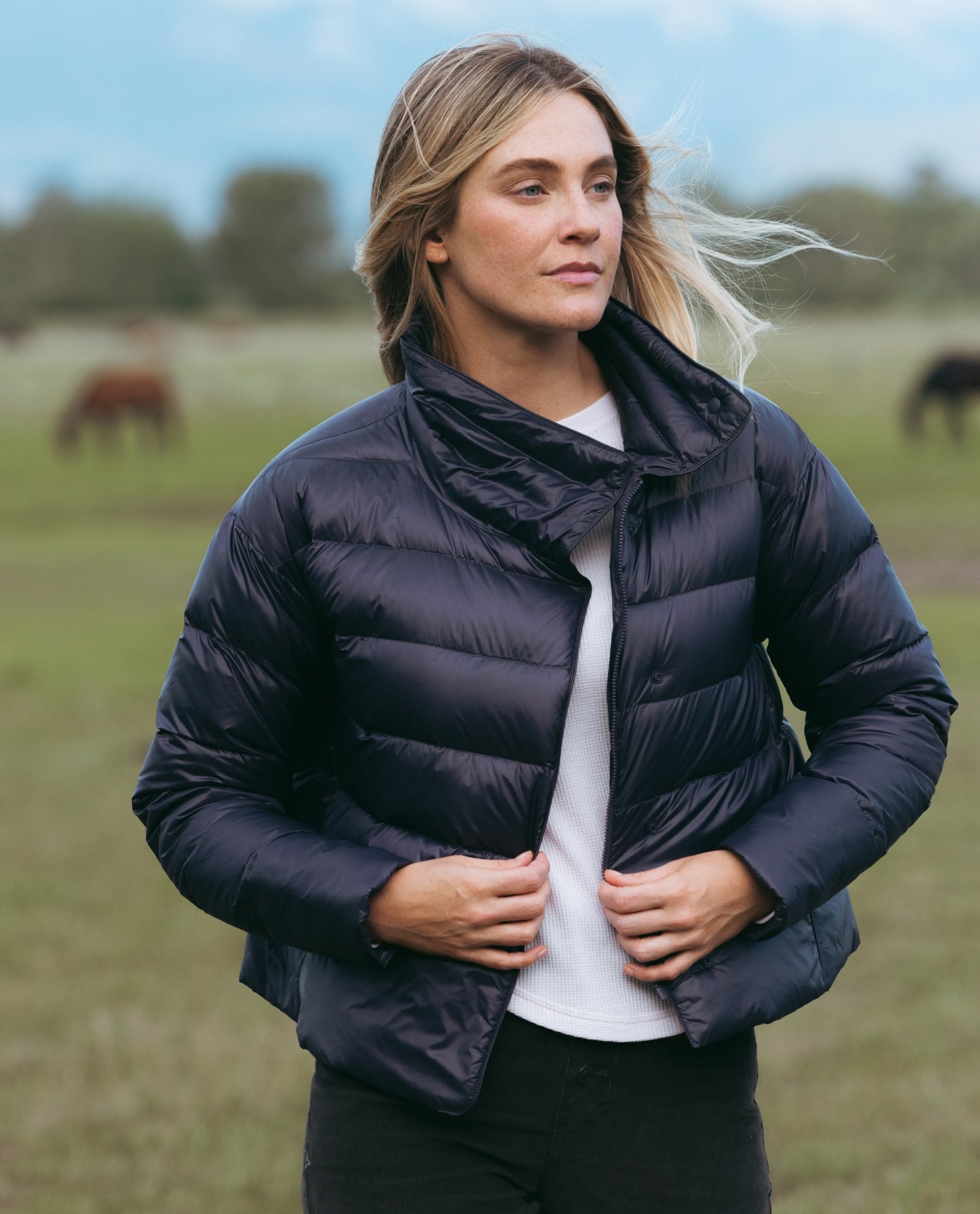 Women's Amalia Down Jacket - Image 25