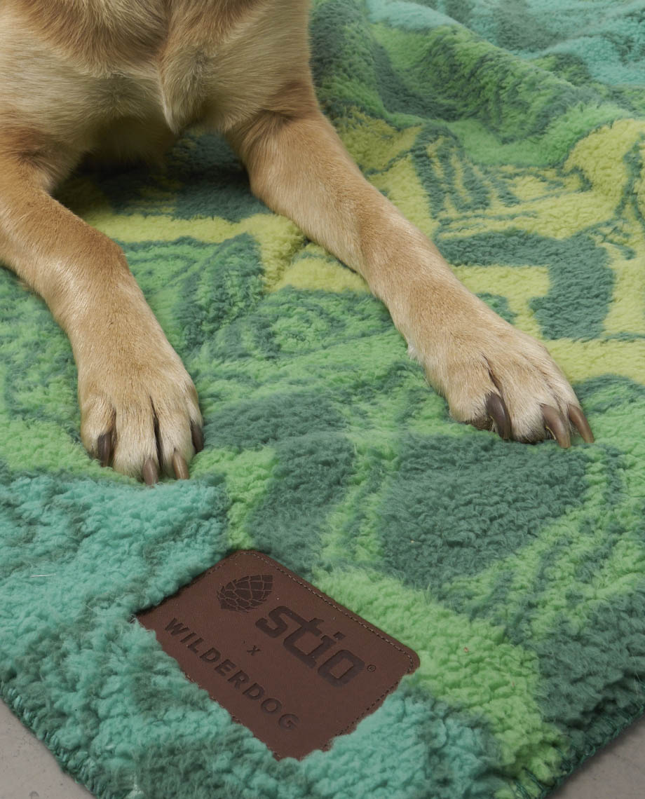 Stio x Wilderdog Sherpa Blanket - SM - Image 4