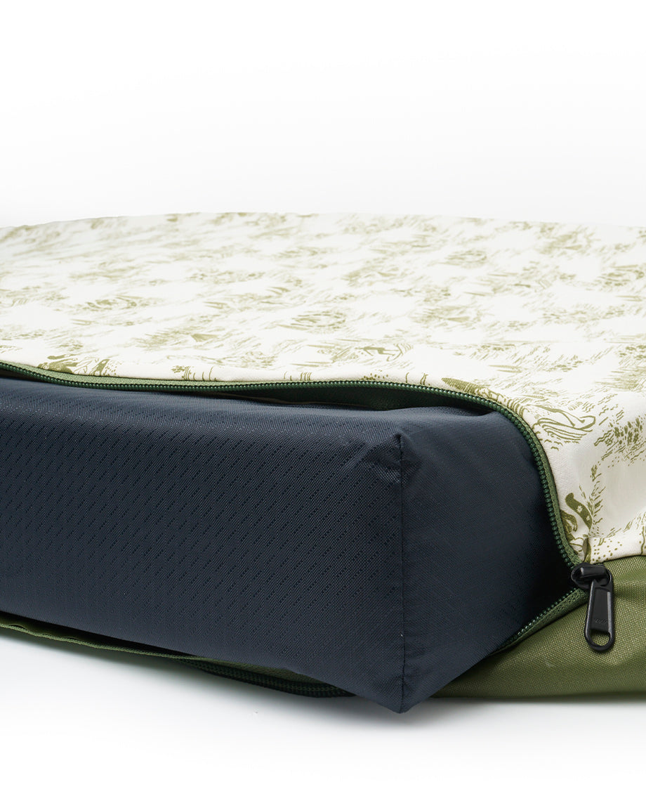 Stio x HEST Dog Bed - LG - Image 6